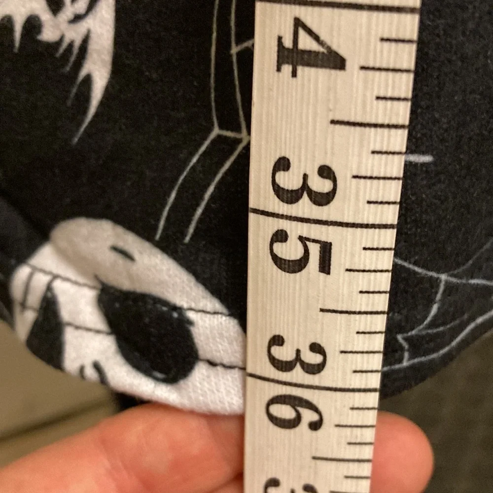 NEW. JACK SKELLINGTON WOMEN'S MEDIUM THE NIGHTMARE BEFORE CHRISTMAS NIGHTGOWN - Picture 6 of 11